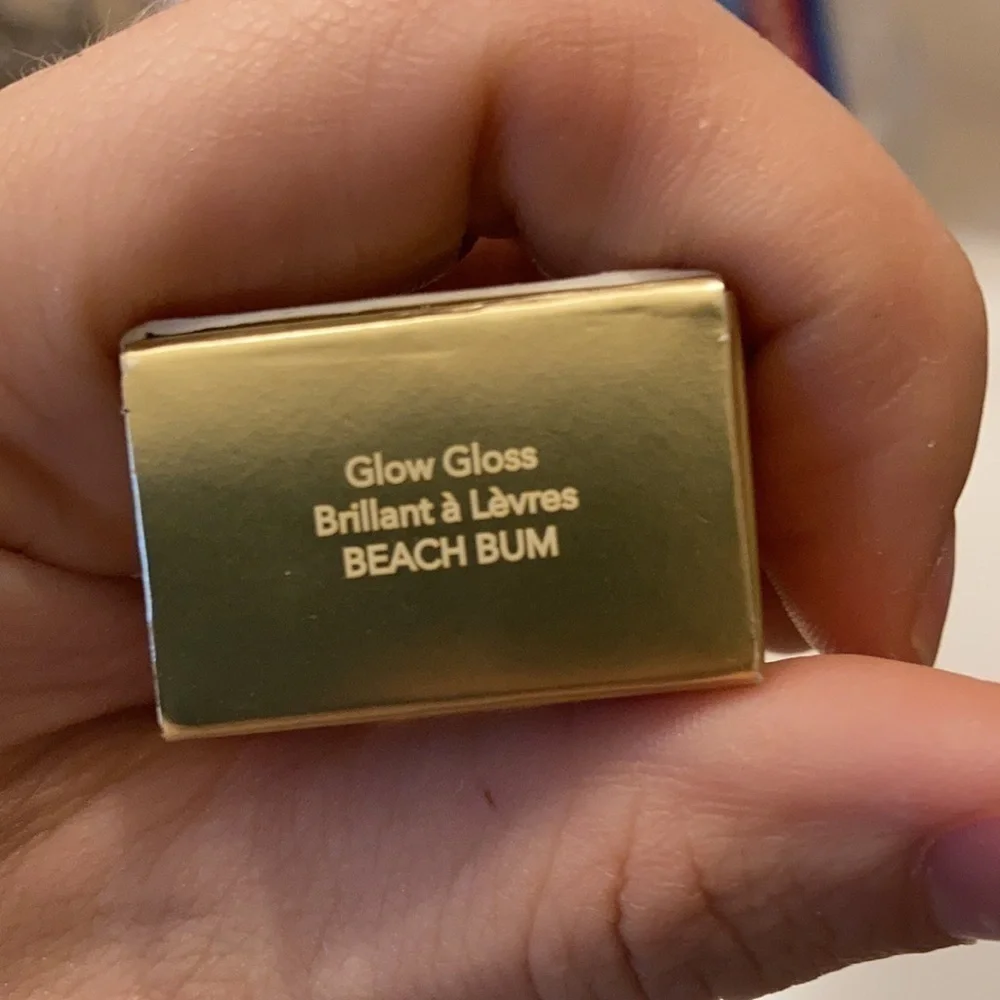 Becca x Chrissy tiegen glow gloss